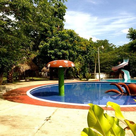 Hotel Villas Magen เอล เรมาเต ภายนอก รูปภาพ